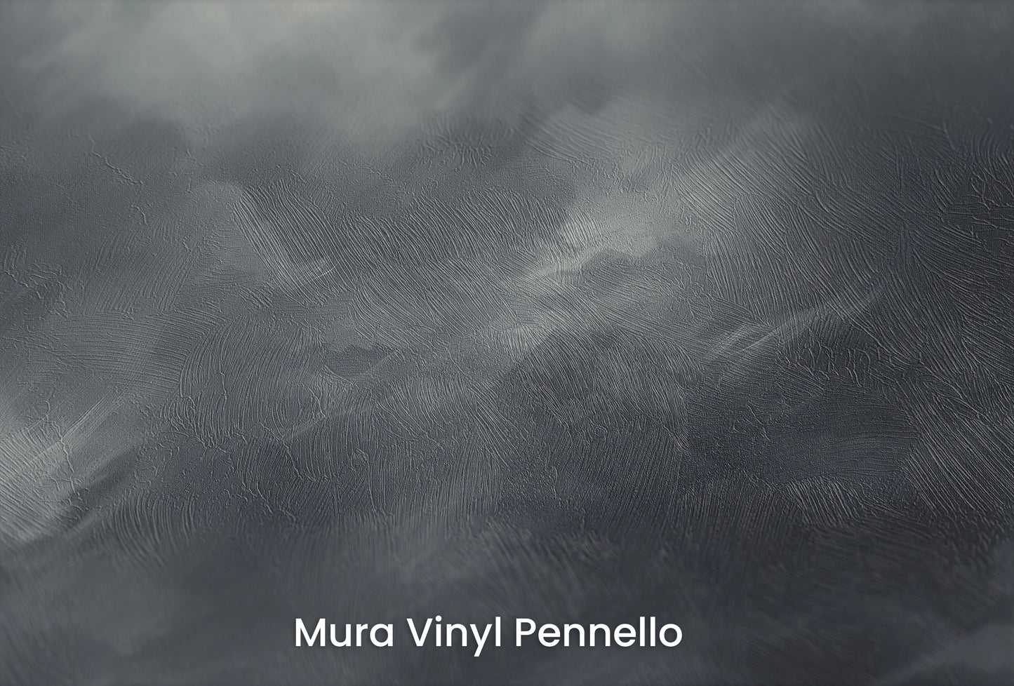Zbliżenie na artystyczną fototapetę o nazwie Serene Monochrome na podłożu Mura Vinyl Pennello - faktura pociągnięć pędzla malarskiego.
