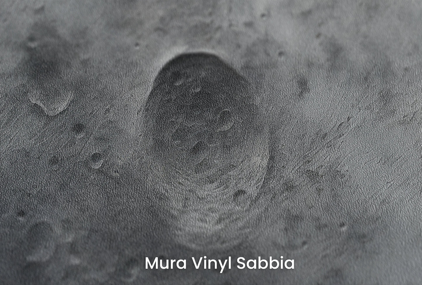 Zbliżenie na artystyczną fototapetę o nazwie Martian Swirl na podłożu Mura Vinyl Sabbia struktura grubego ziarna piasku.