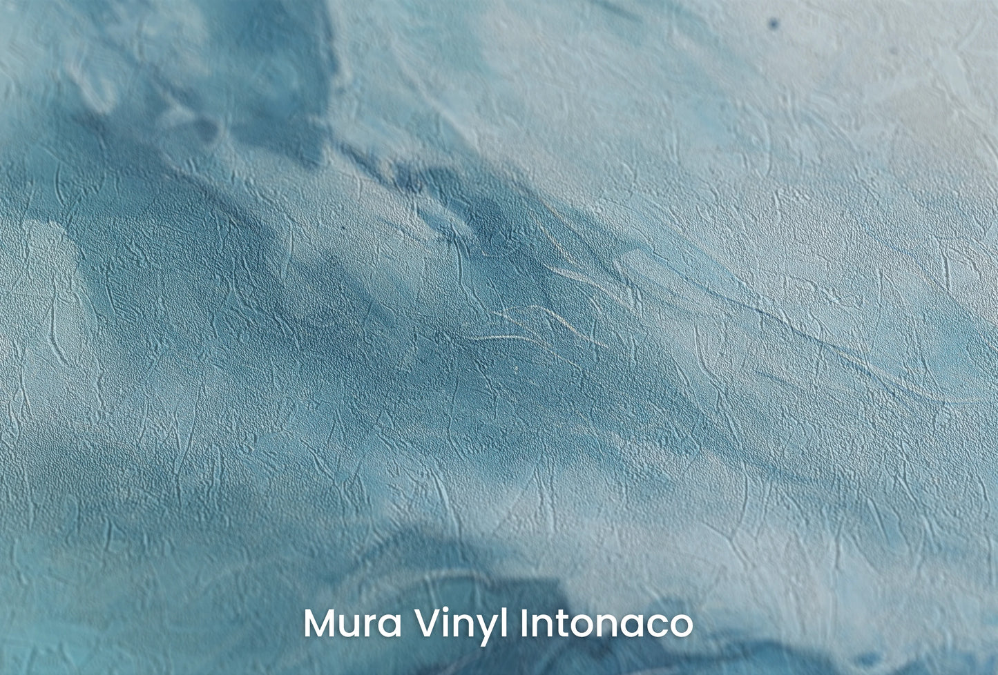 Zbliżenie na artystyczną fototapetę o nazwie Terran Rise na podłożu Mura Vinyl Intonaco - struktura tartego tynku.