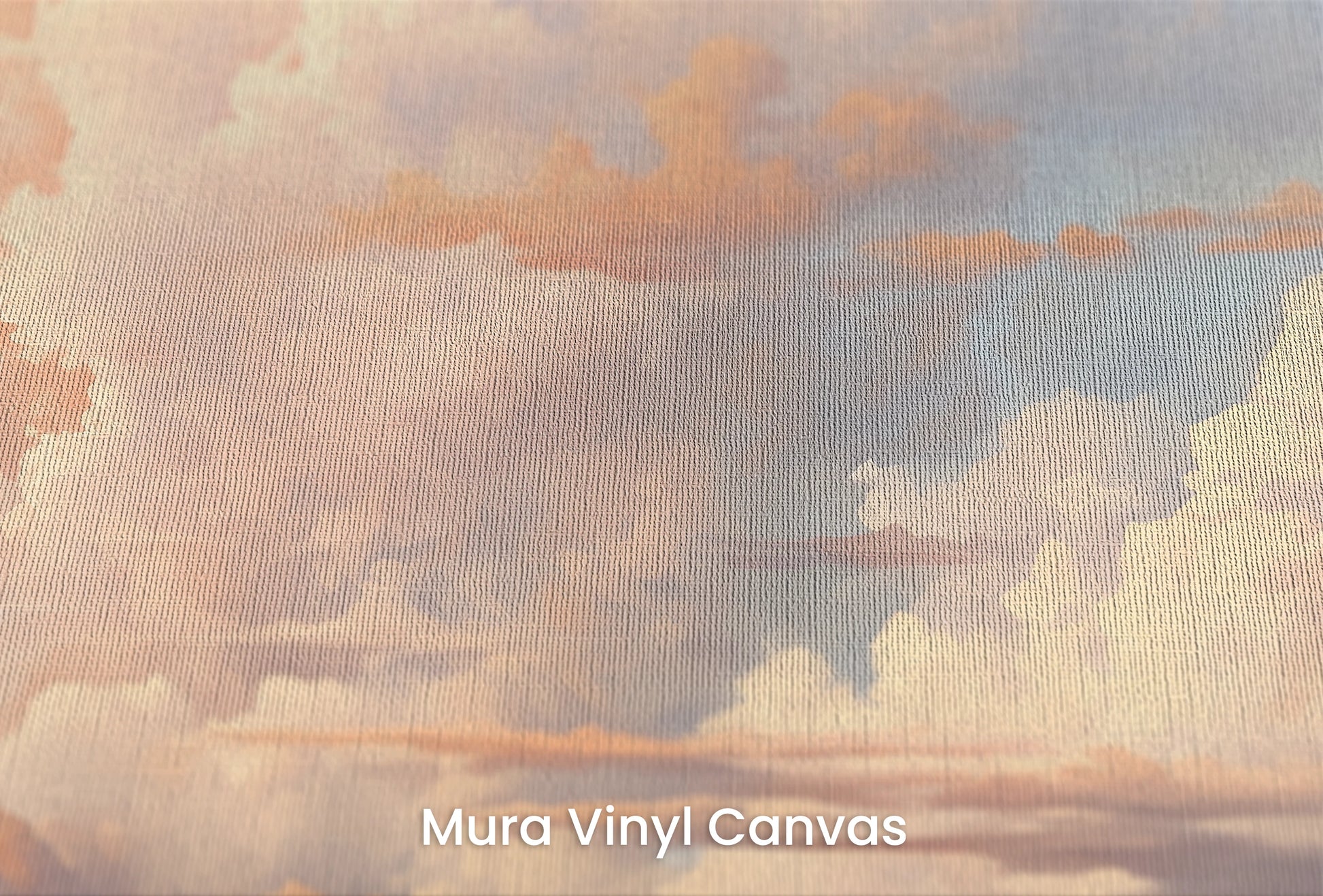 Zbliżenie na artystyczną fototapetę o nazwie Dawn's Promise na podłożu Mura Vinyl Canvas - faktura naturalnego płótna.