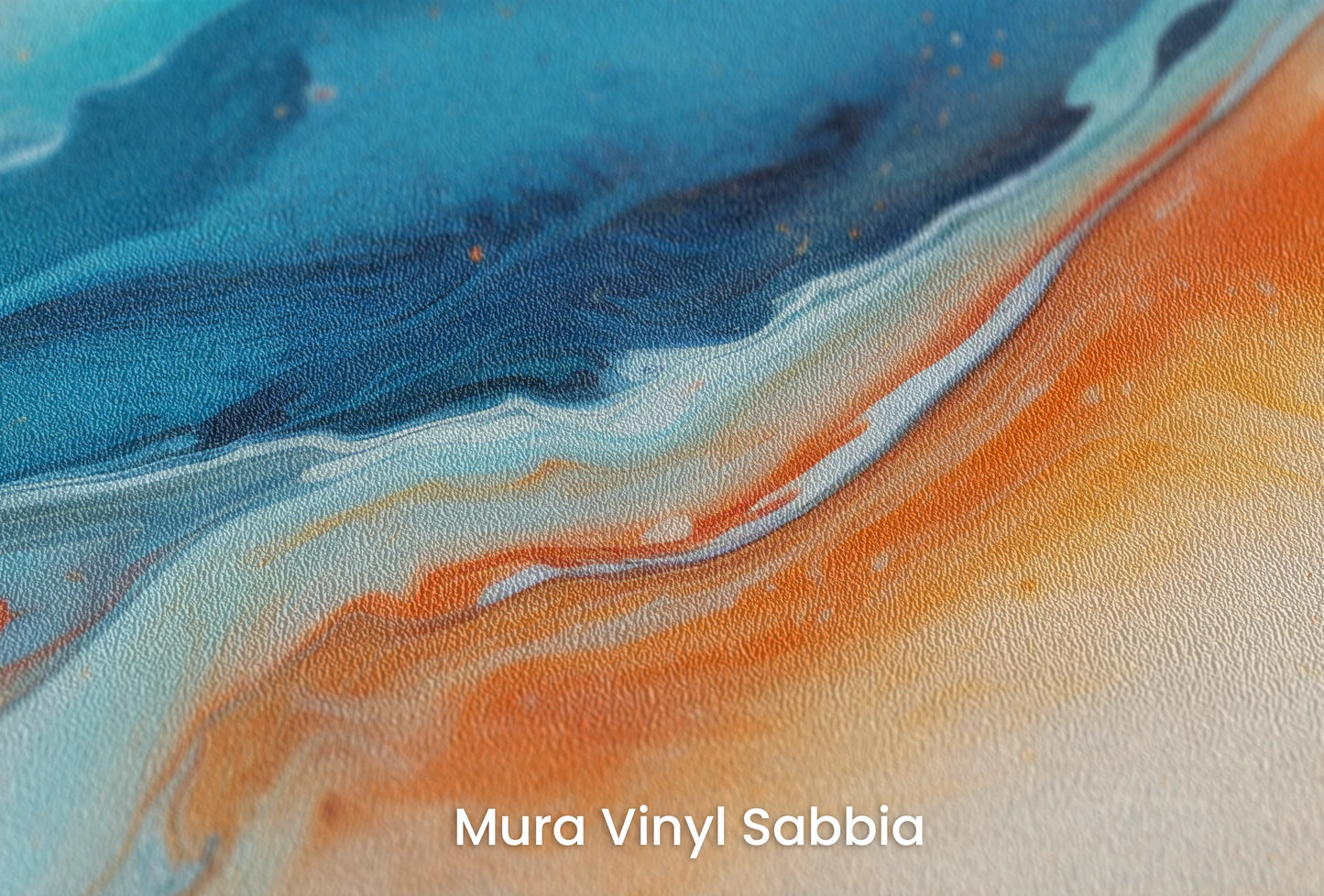 Zbliżenie na artystyczną fototapetę o nazwie Cosmic Ballet na podłożu Mura Vinyl Sabbia struktura grubego ziarna piasku.